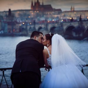 Pre-wedding photos in Prague