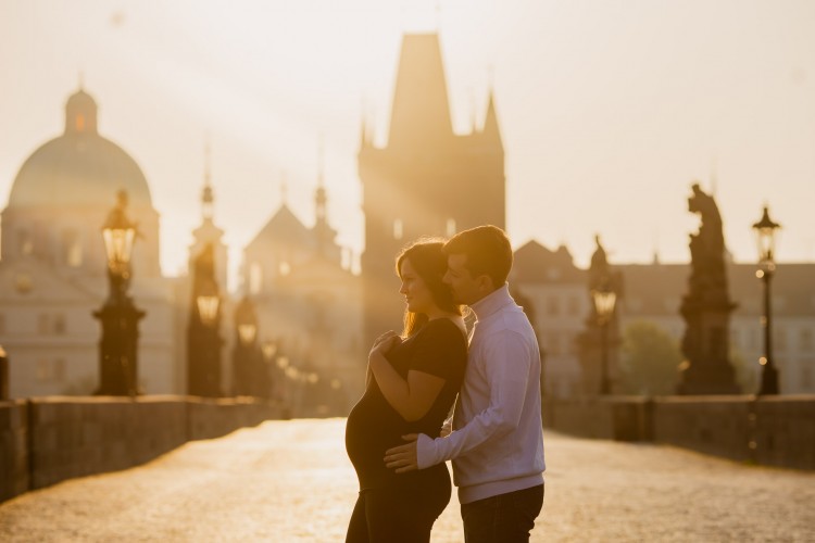 Prague sunrise pregnant photo